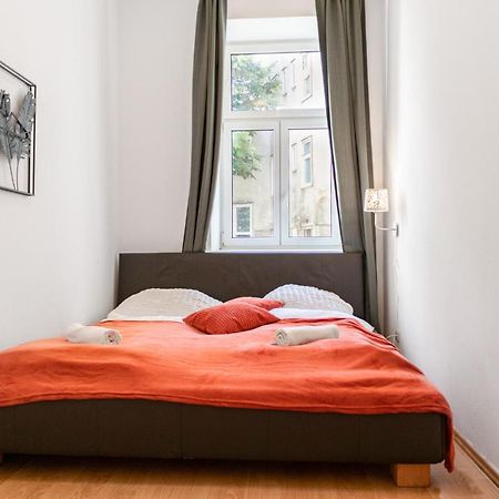 Welcoming 3Br Budget Apt. Well Connected Wenen Buitenkant foto