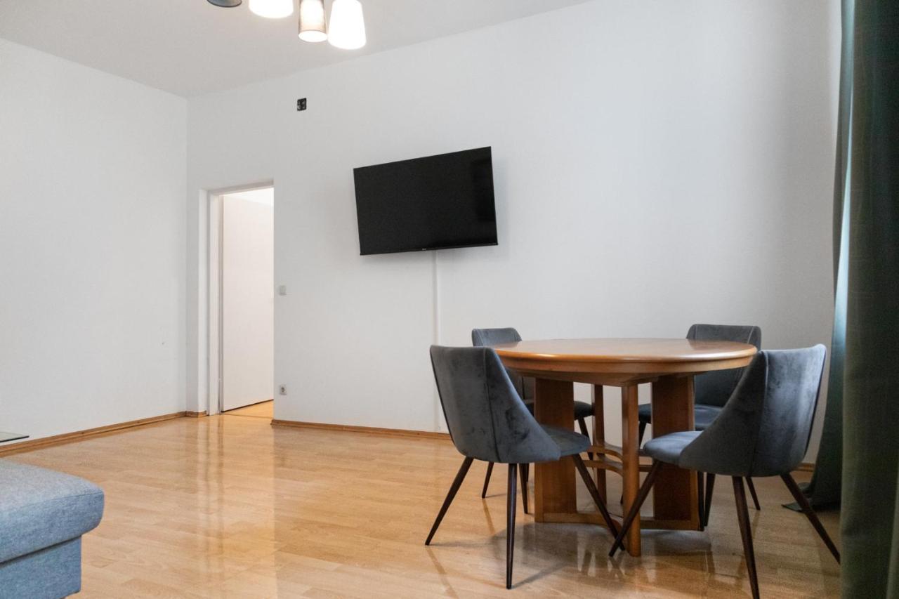 Welcoming 3Br Budget Apt. Well Connected Wenen Buitenkant foto