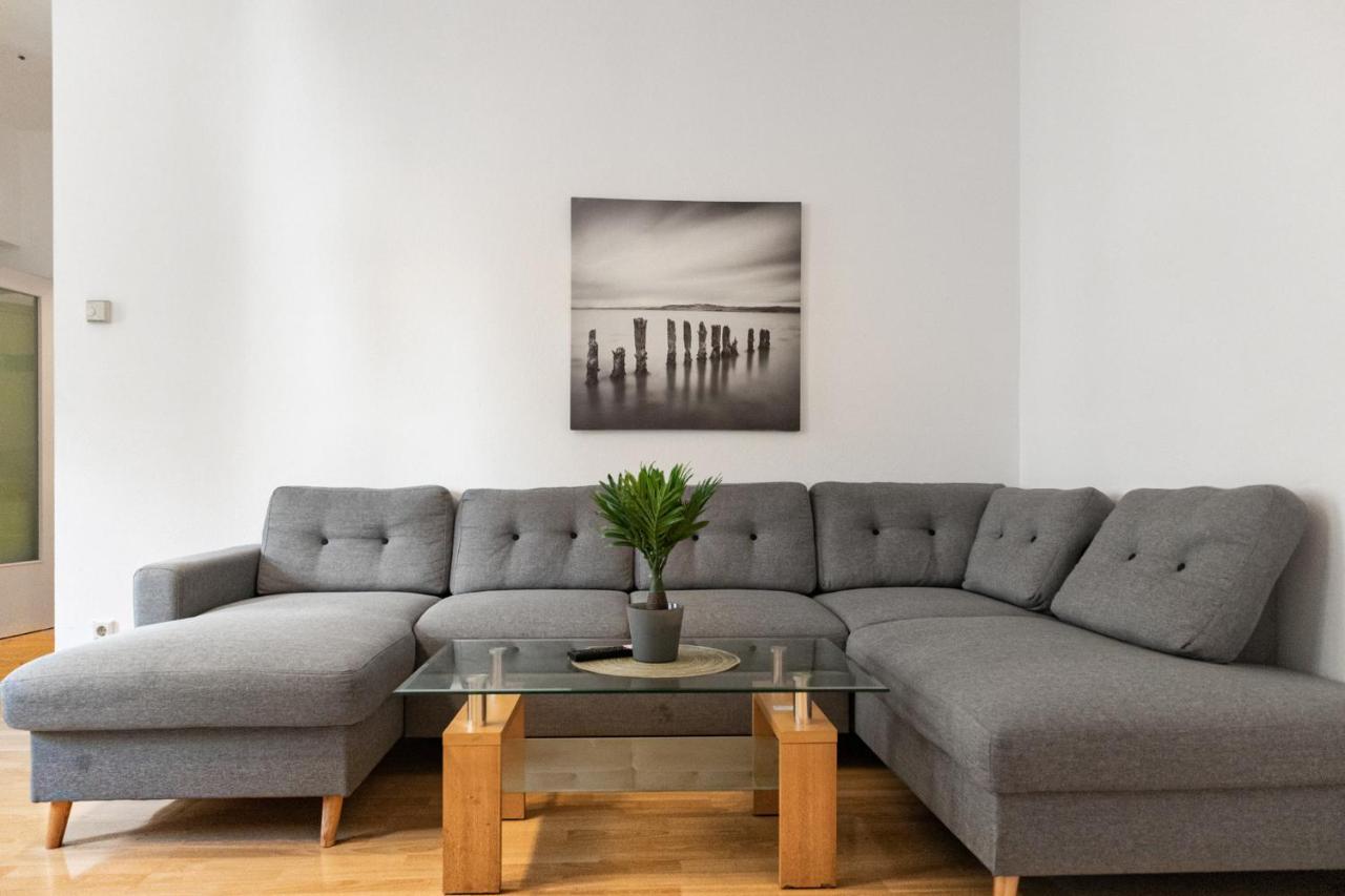 Welcoming 3Br Budget Apt. Well Connected Wenen Buitenkant foto